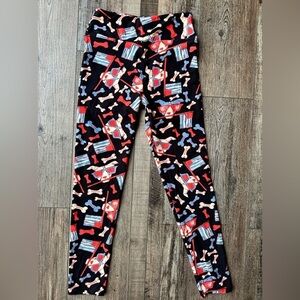 LuLaRoe dog with Flag & dog bone! adorable, cozy leggings .